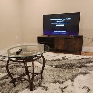 Cozy World Suites Apartment