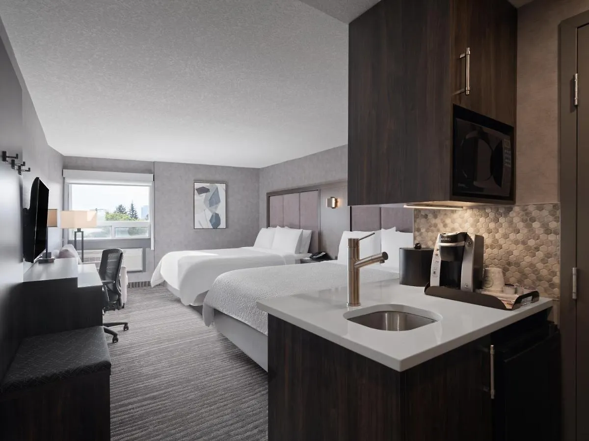 Hotel Holiday Inn Calgary Airport By Ihg