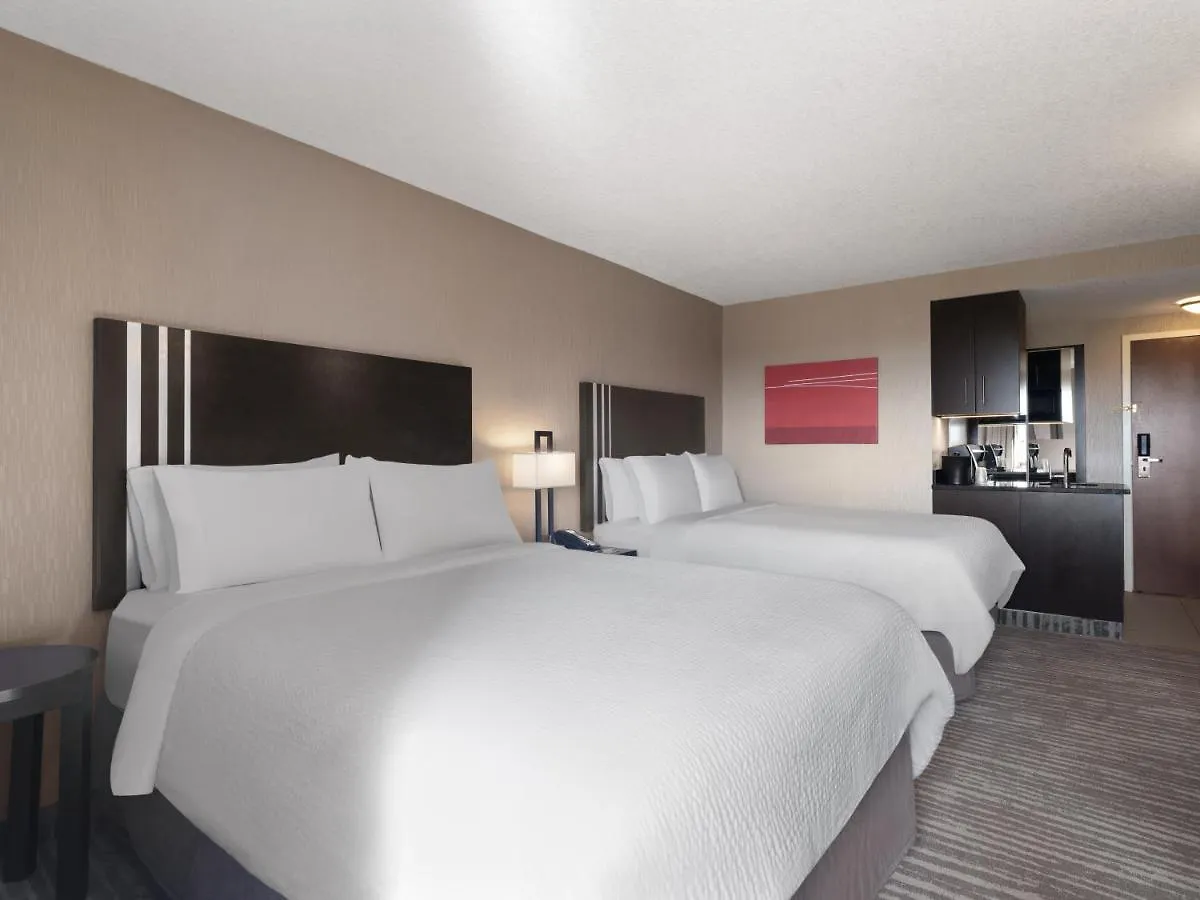 Hotel Holiday Inn Calgary Airport By Ihg