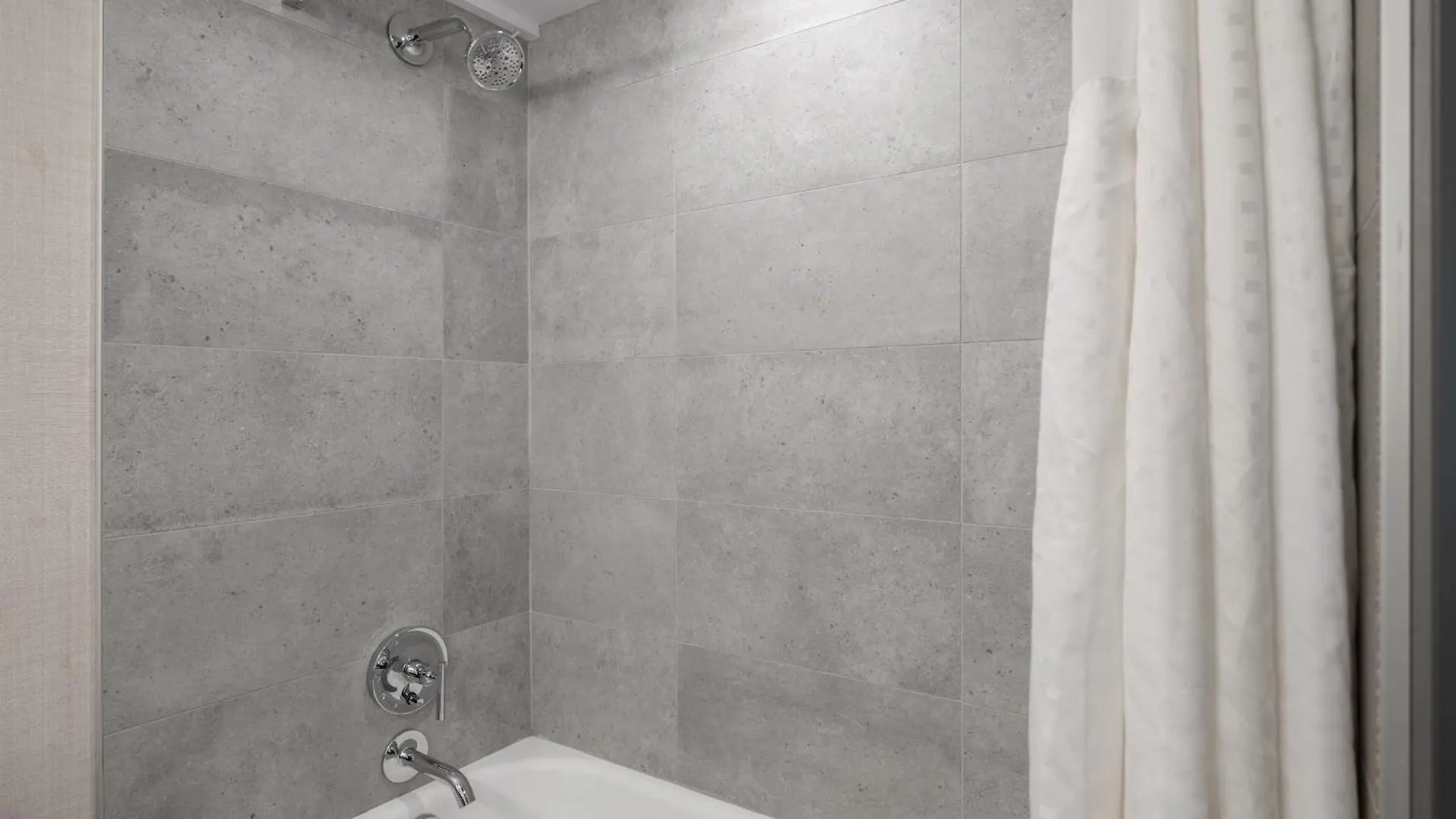 Holiday Inn Calgary Airport By Ihg Canada